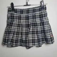 POMONA KISS 黒と白のチェック柄キュロットスカート　120cm