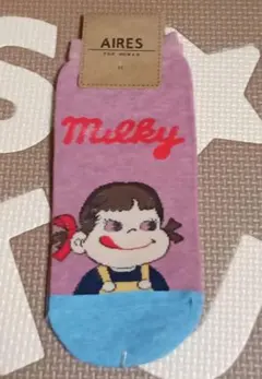 ペコちゃん靴下