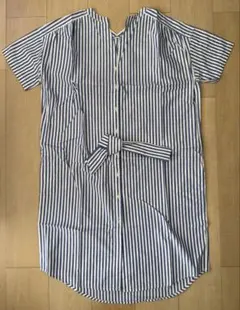 【中古品】aquqgirl ブルー×ホワイトのストライプ柄ワンピースのサムネイル