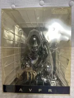 ThreeB「AVP-R」 プレデターフィギュア ThreeB「AVP-R」 プレデターフィギュア - メルカリ