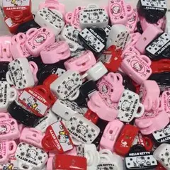 キティちゃん　バッグ　ビーズ　1個70円