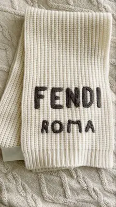 FENDI マフラーのサムネイル