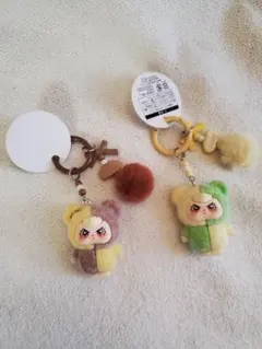 くまの着ぐるみ　キーホルダー　2個セット