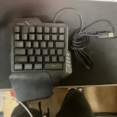 BLOODBAT テンキーレスキーボード USB接続