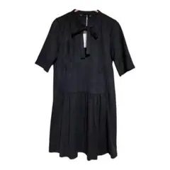 【週末限定価格】 ザラ　ワンピース　リボンタイ 未使用タグ　半額