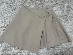スカートのサムネイル