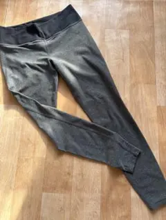 Nike Dri-FIT Legend グレー レギンス￼ ￼ ヨガパンツ￼