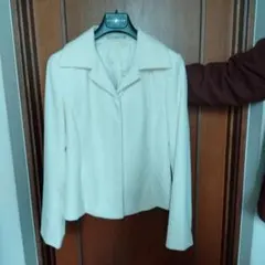 未使用に近い【タグあり】J&R テーラードジャケット 日本製 サイズMのサムネイル