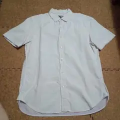 半袖シャツ