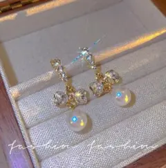 ♥️人気商品♥️ピアス　ゴールド　リボン　おしゃれ　パール　上品　海外　ガーリー