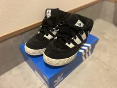 adidas スニーカー　アディマティックのサムネイル