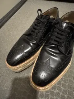 PRADA ブラックレザー ドレスシューズ