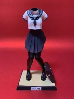 セーラー服フィギュア カバン付き