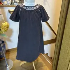 アメリカ　ブラウン刺繍半袖ワンピース　春秋物　10歳