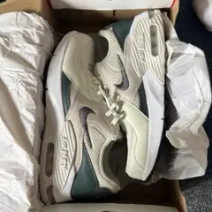 Womens Nike Air Max Excee 26CM UK6.5のサムネイル