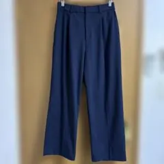 ユニクロ　ネイビー タックワイドパンツ