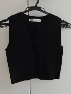 【ZARA】ニットノースリーブトップ ブラック Mのサムネイル
