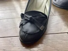ダイアナのリボン付のレザーパンプス24.5cm