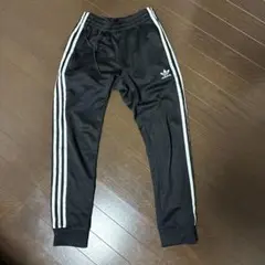 adidas 3本ライン ブラックジャージパンツ XS
