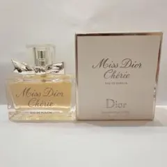 新品 ミスディオール シェリー Miss Dior Cherie 30ml 香水 Amazon | 【クリスチャン ディオール】ミス ディオール シェリー