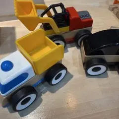 おもちゃ　木の車