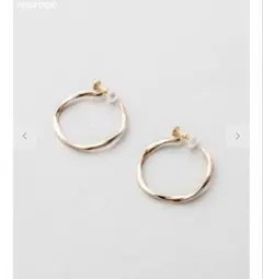 ete ゴールドツイストフープイヤリング