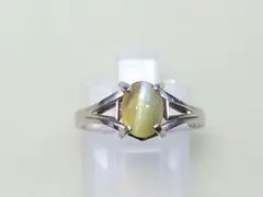 最終値下！pt900クリソベリルキャッツアイピアス 鑑別付き - メルカリ