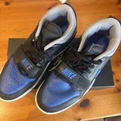 NIKE JORDAN スニーカー