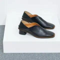 Vカットパンプス　23cm ルセルクルパーロぺ