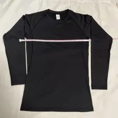 黒の長袖シャツ Mサイズ