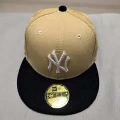 New Era 59FIFTY ベージュ/ブラック キャップ