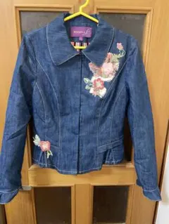 Item thumbnail for item 8d8e8b4c-dde2-4d4c-bafe-507db5c5f963