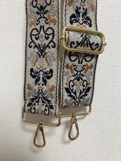 ショルダーストラップ