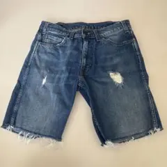 Levi's デニムショートパンツ カットオフ ダメージ加工