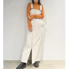 【emmi atelier】フロントジップジャンパースカート