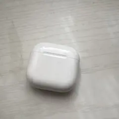 値下げ対応可！ Apple AirPods 4ケース ホワイト ノイキャン無し