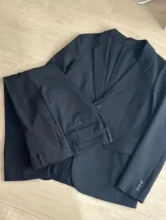 ユニクロ　感動ジャケット&パンツ　ブラックS〜M