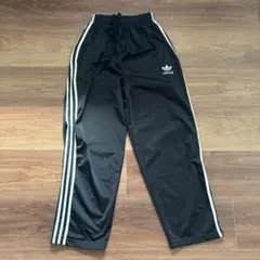 希少 90s adidas トラックパンツ 万国旗タグ ジャージ 太め - メルカリ