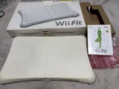 【ソフト/箱説付】Wii Fit バランスWiiボード同梱版RVL-021