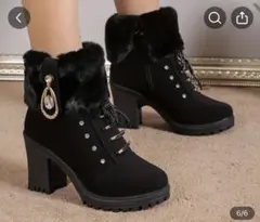 ファー付きブラックスエードブーティ