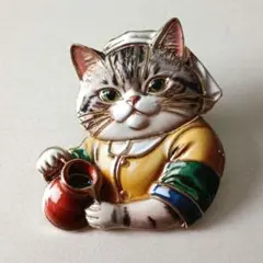 猫のピンバッジ カフェ店員風