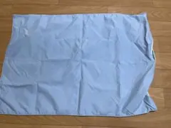 水色と白の枕カバー （ニトリ）約60cm x 45cm
