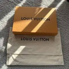 LOUIS VUITTON ギフトボックスと布製袋