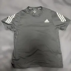 adidas グレー Tシャツ