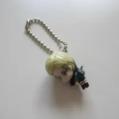進撃の巨人 ガチャガチャ つまんでつなげてますこっと リヴァイ - メルカリ