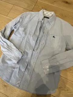 バーバリーブラックレーベル　ボタンダウンシャツ ライトブルー