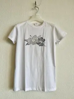 Hawaii ハイビスカス柄　半袖Tシャツ シルバー、黒　ラインストーン