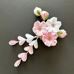 No.672 つまみ細工　髪飾り　ヘアクリップ　桜　卒業式　七五三　成人式