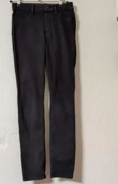 UNIQLO黒ウルトラストレッチスリムフィットパンツ 150cm