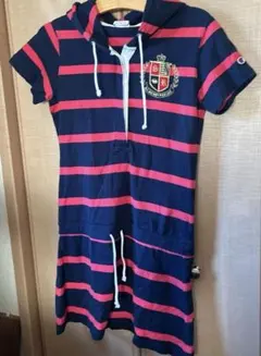 Champion St. Scholastica 半袖 フーデッドワンピース古着のサムネイル